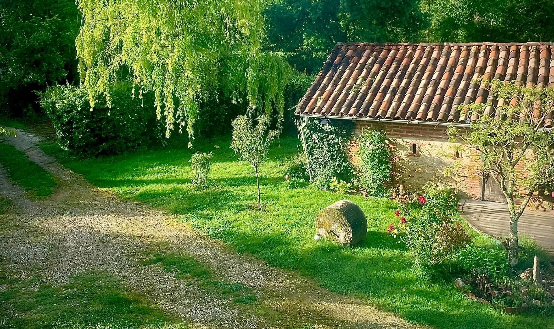 La Main Du Coeur Chambre D'Hotes De Charme A La Campagne Loubens-Lauragais 0*,