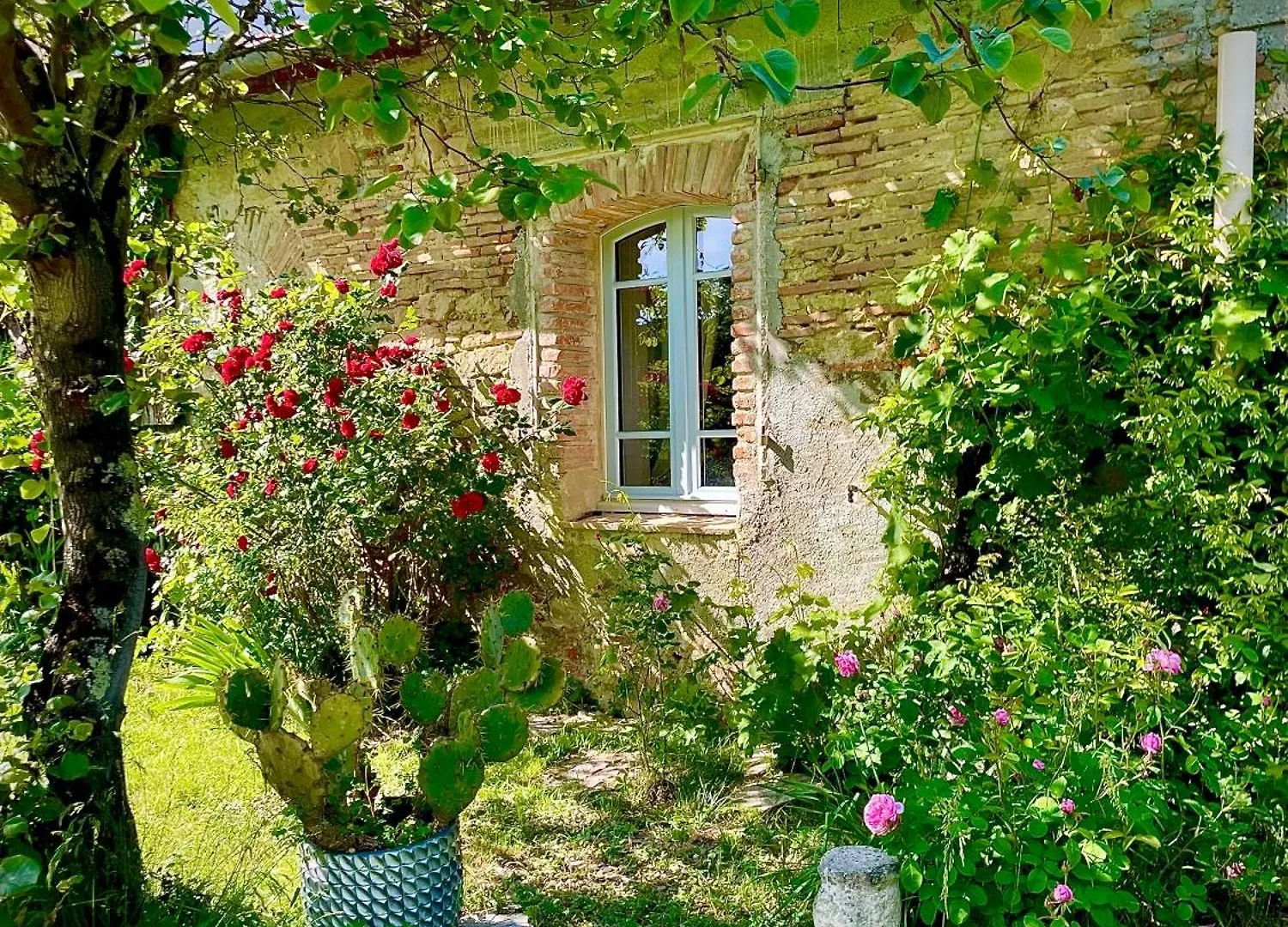 La Main Du Coeur Chambre D'Hotes De Charme A La Campagne Loubens-Lauragais Bed & Breakfast